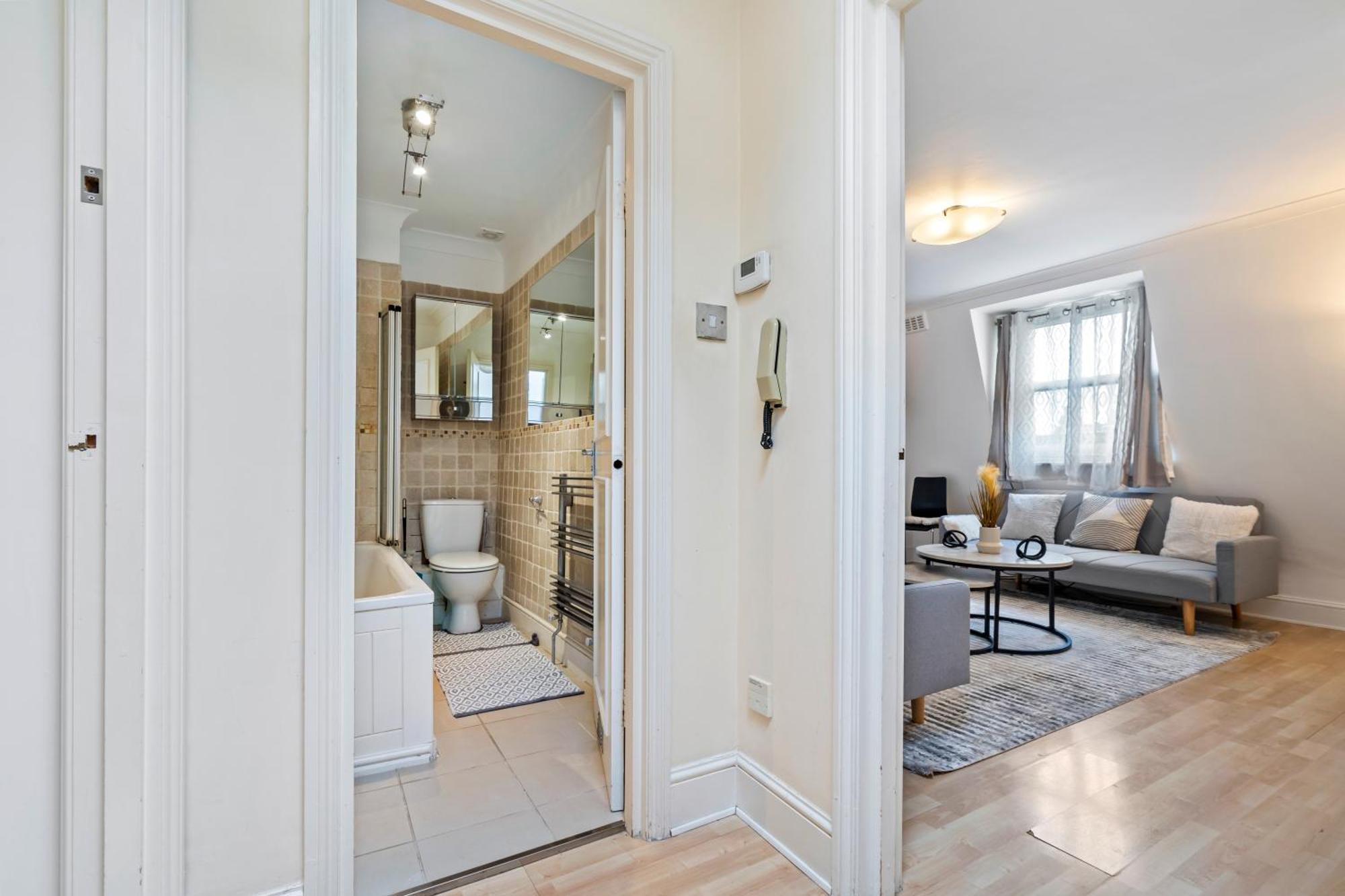 Maida Vale 2 Bedroom Flat Londra